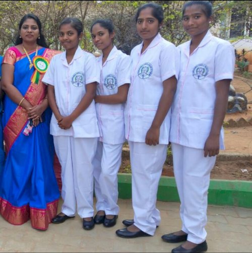 Sri Eshwarammaji College of Nursing